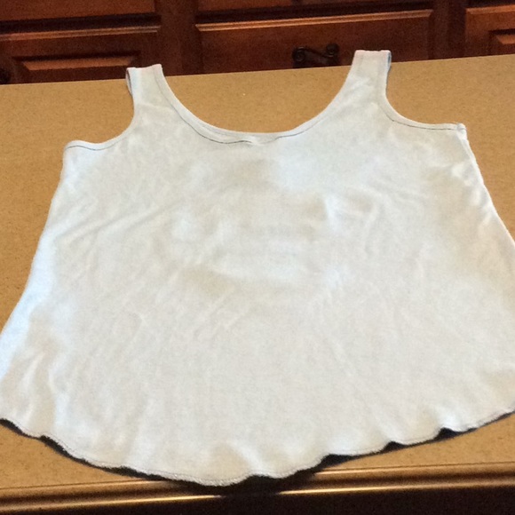 Tank top - Picture 3 of 4